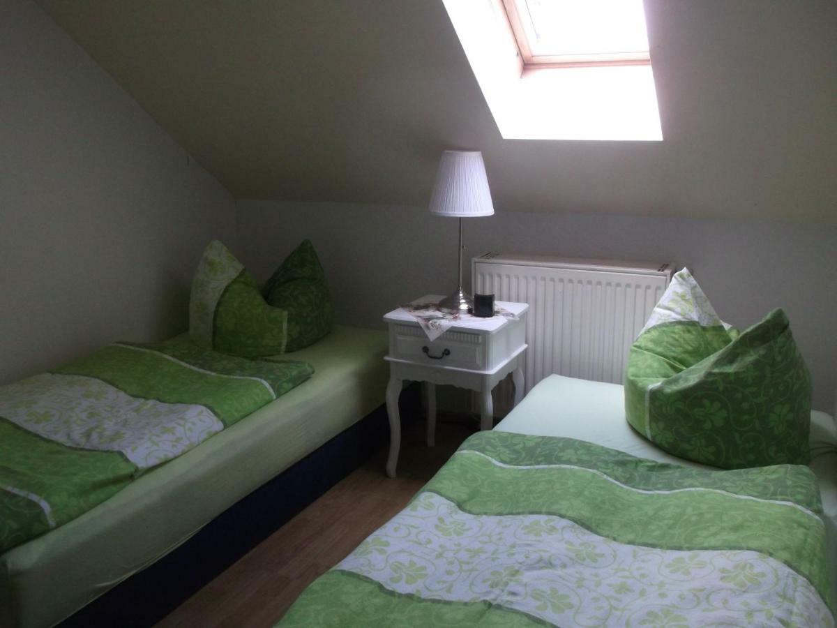 Haus Am Wald Apartment Guhrow Bagian luar foto